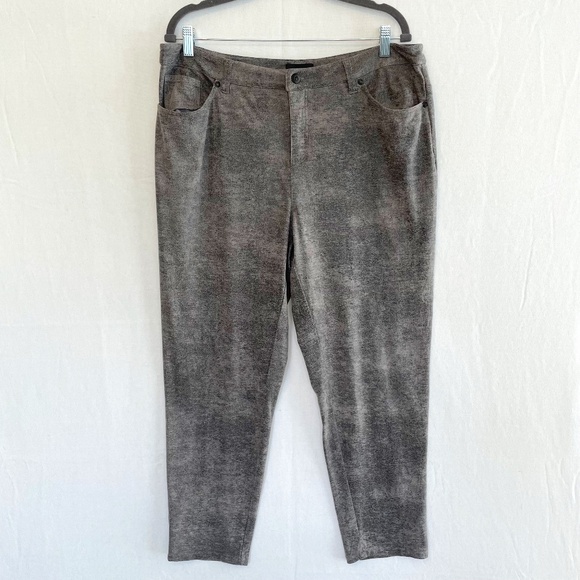 ERIC Gray Jeans Styling Sueded Microfiber Pants Tapered Leg Size 16 - Picture 1 of 8